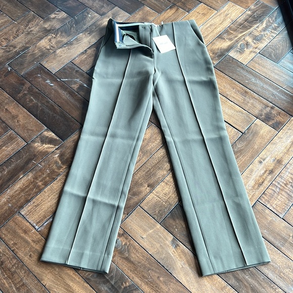 Olive green single pleat size12 extra long Trouser